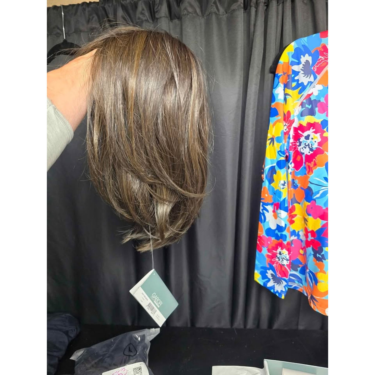 NEW Gabor OWN THE ROOM Long Layered Mid-Length Wig