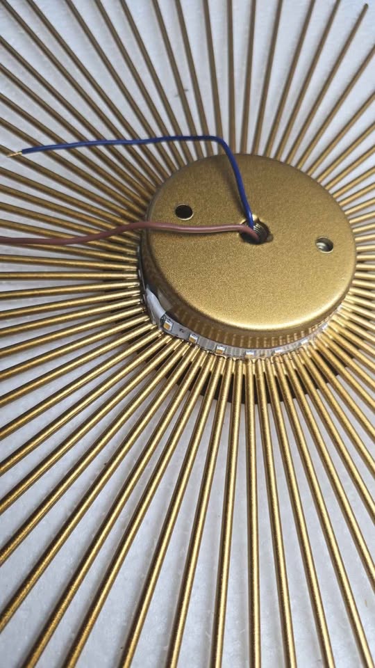 Post Modern Wall lamp creative minimalist sunflower wall light 16" 40cm