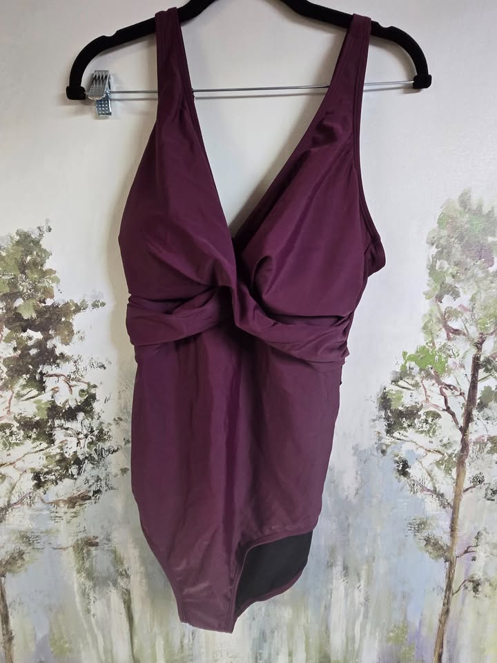 Smismivo Ruched One-Piece Swimsuit – Merlot, 2XL – NWT