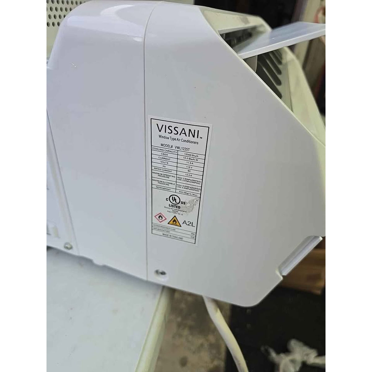 Vissani 12,000 BTU Inverter Window AC – VWL1225T, Open Box