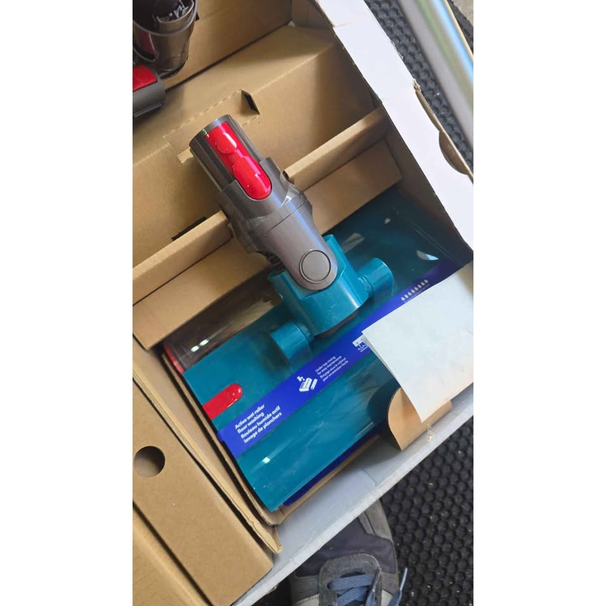 Dyson V15s Detect Submarine Wet & Dry Cordless Vacuum – Open Box