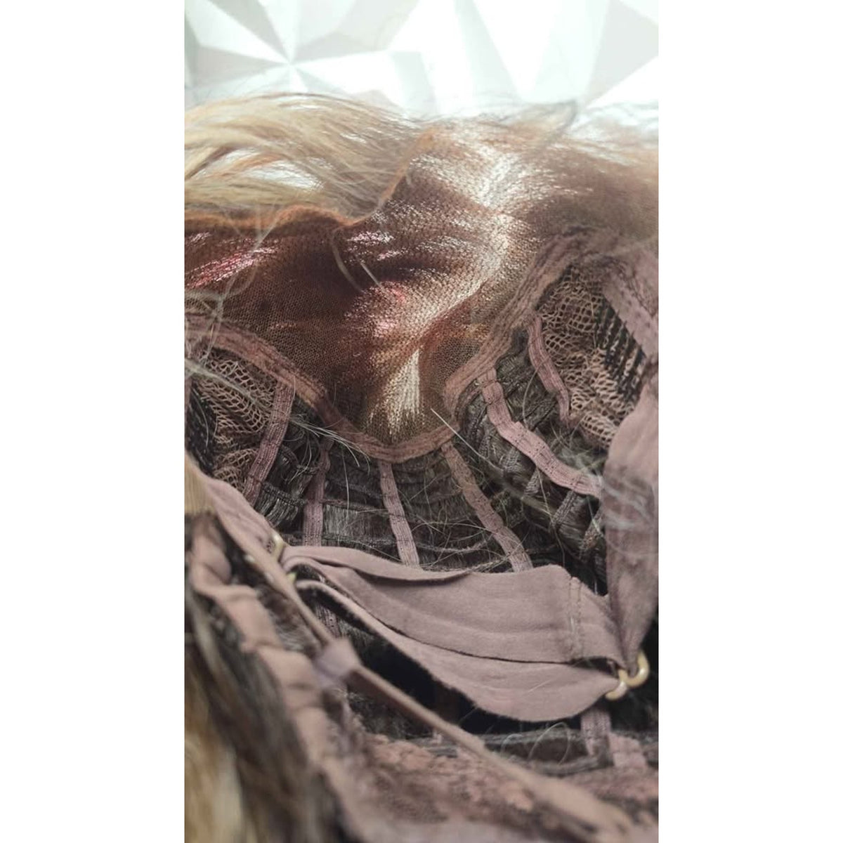 KOME 26-Inch Dirty Blonde Synthetic Lace Front Wig (Used)