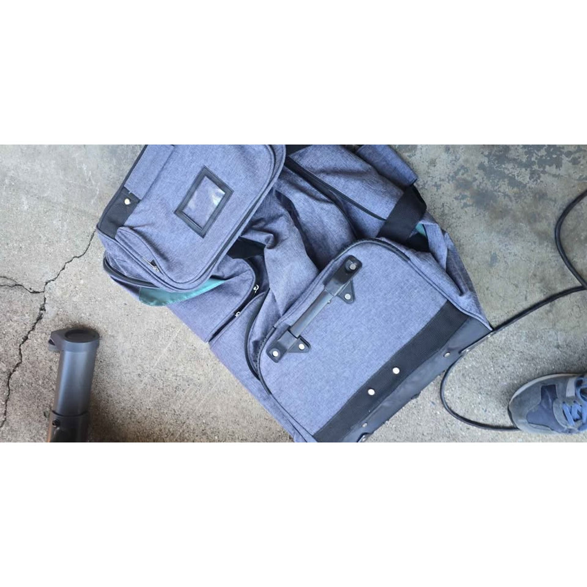 Ovation Gear Medium Rolling Dance Bag with Garment Rack