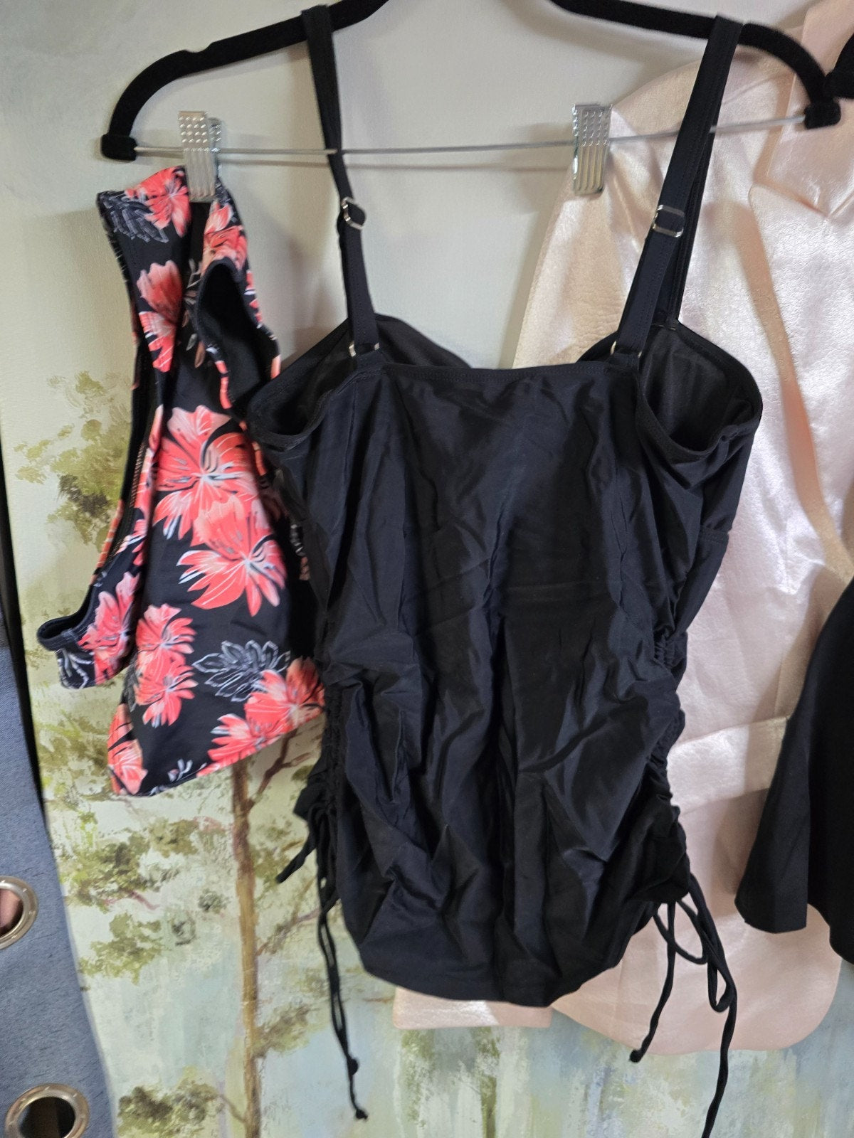 Kate Kasin Tummy-Control Two-Piece Tankini – Black-Red Floral, Medium – NWT