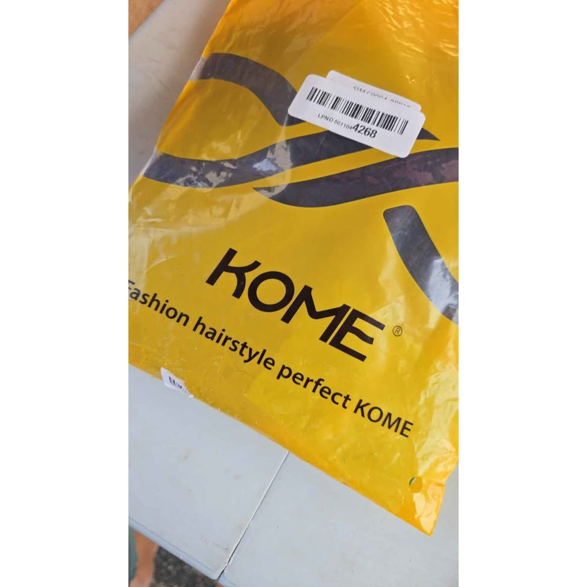 Kome 18 inch Brown with bangs wig - NEW